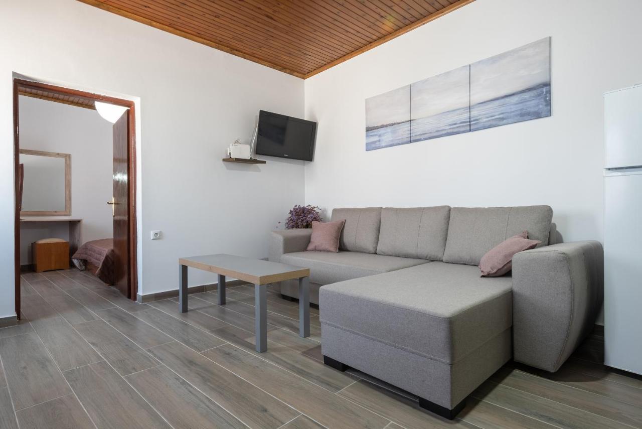 Ρίζες - Rizes Apartment Repanidhion Екстериор снимка